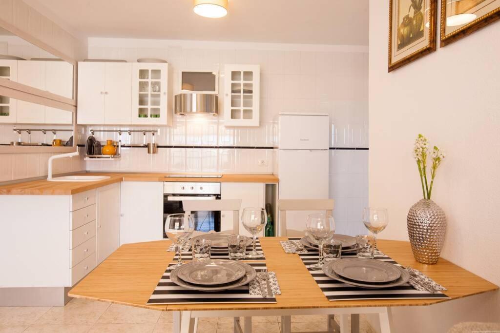 Apartment Laura Playa La Arena Puerto de Santiago  Eksteriør billede